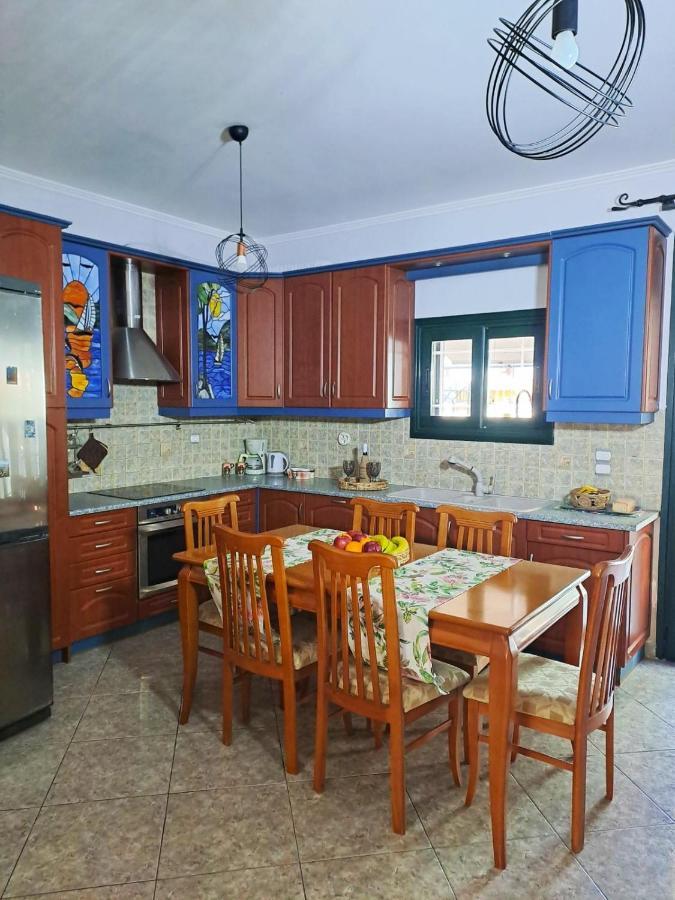 Evelina 1 Apartment Ликсури Екстериор снимка